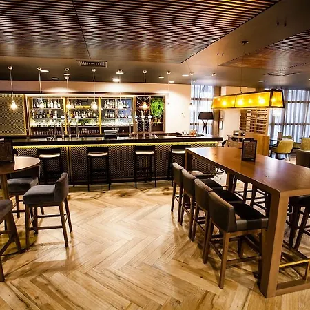 Crowne Plaza Leeds By Ihg 4* Leeds (West Yorkshire)