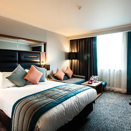 Crowne Plaza Leeds By Ihg Hotel 4*