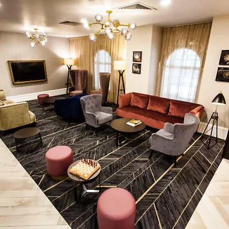 Crowne Plaza Leeds By Ihg Hotel 4*