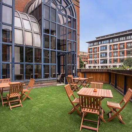 호텔 Crowne Plaza By Ihg