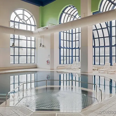 Crowne Plaza Leeds By Ihg Hotel