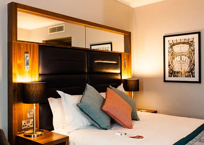 호텔 Crowne Plaza By Ihg 4*