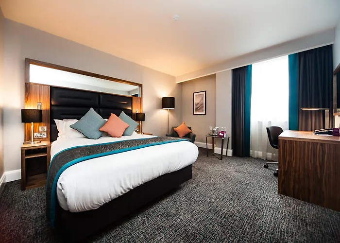 호텔 Crowne Plaza By Ihg