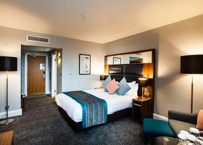 Crowne Plaza By Ihg 호텔 리즈