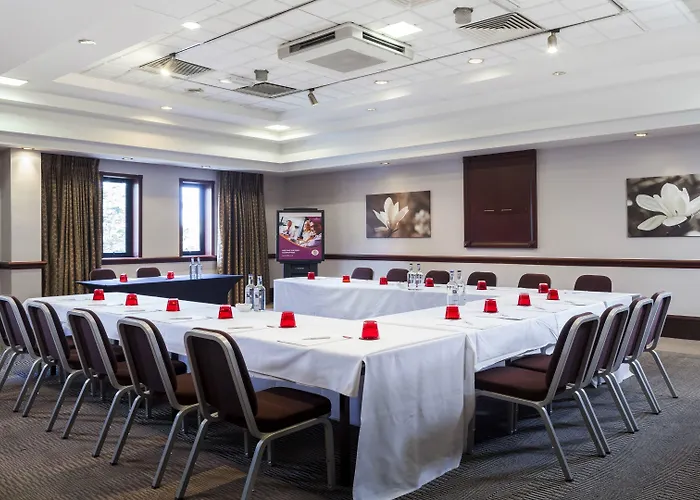 Crowne Plaza By Ihg 리즈