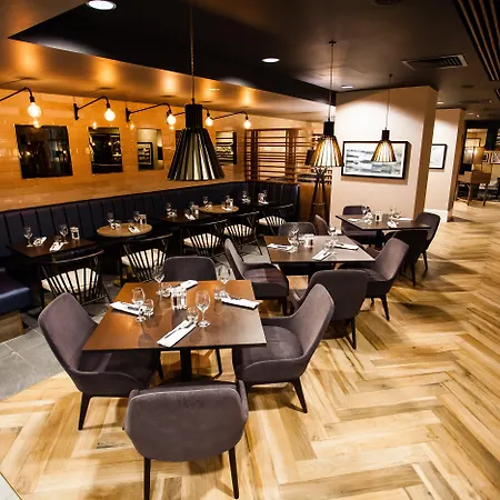 皇冠假日利兹酒店 4* 利兹