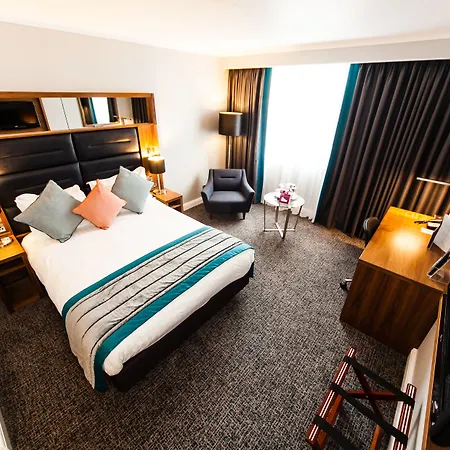 Crowne Plaza By Ihg 호텔