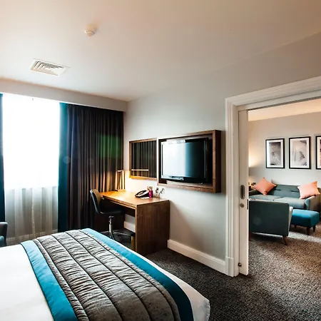 Crowne Plaza By Ihg 호텔 리즈