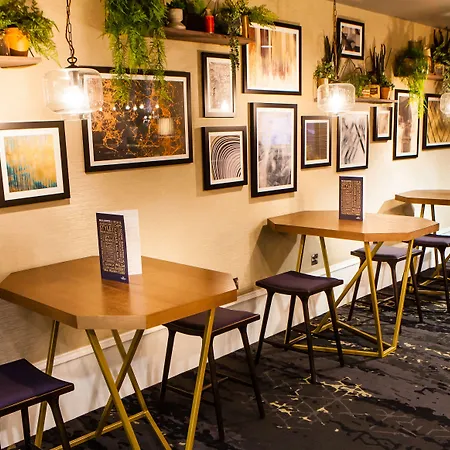 Hotel Crowne Plaza By Ihg 4*