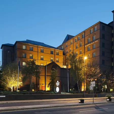 Crowne Plaza By Ihg Hotel