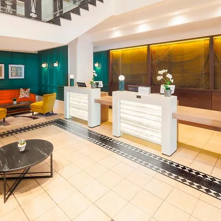 Crowne Plaza By Ihg 4*