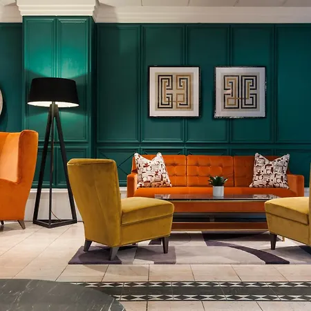 Crowne Plaza By Ihg Hotel