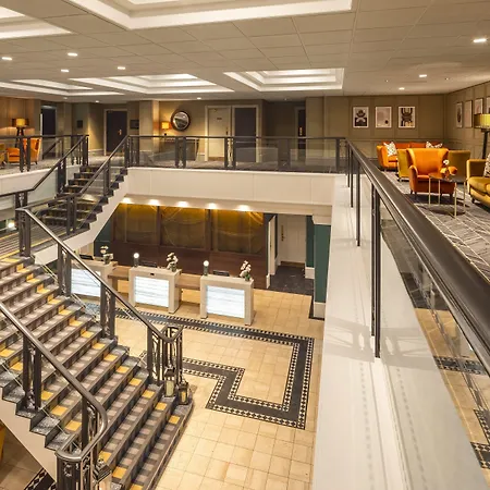 Crowne Plaza By Ihg Hotel 4*