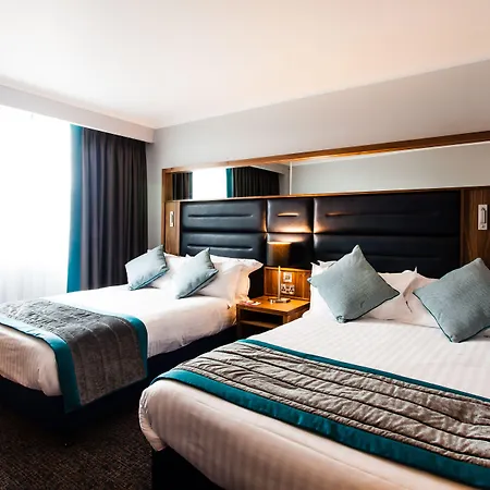 Crowne Plaza By Ihg Hotel 4*