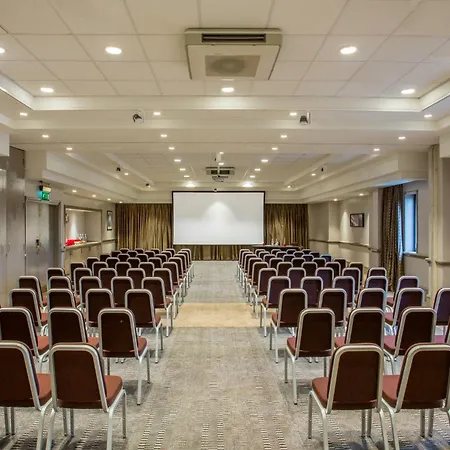 Crowne Plaza By Ihg Hotel 4*