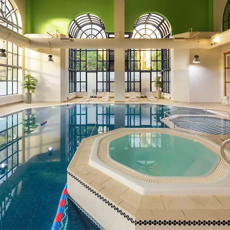 Hotel Crowne Plaza By Ihg 4*