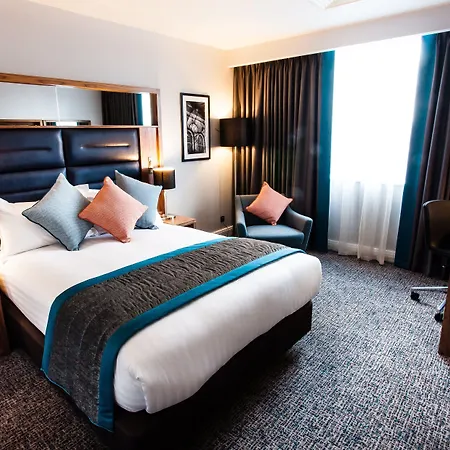 Hotel Crowne Plaza By Ihg 4*