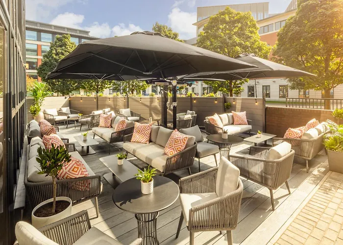 Crowne Plaza By Ihg Hotel