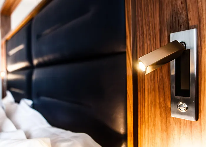 Crowne Plaza By Ihg Hotel Leeds (West Yorkshire)