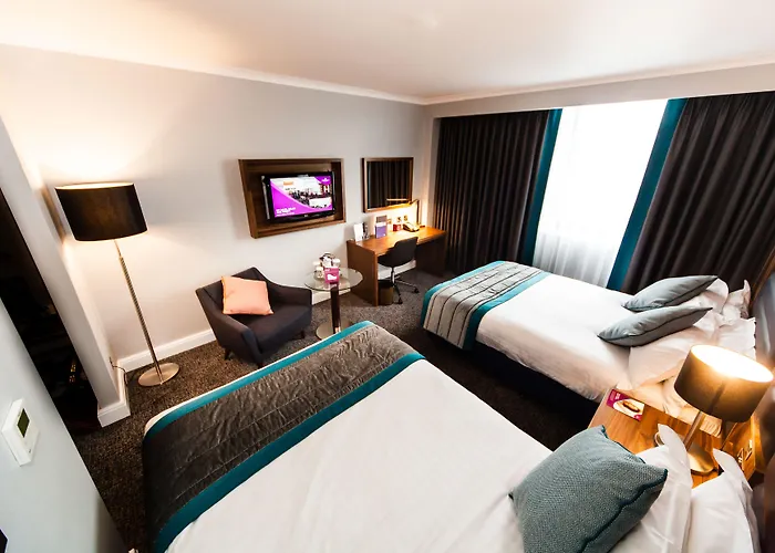 Crowne Plaza By Ihg 4*