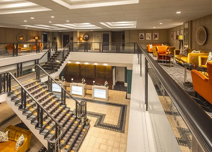 Crowne Plaza By Ihg Hotel 4*