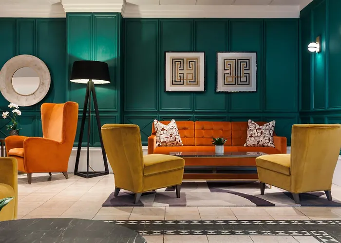 皇冠假日利兹酒店 酒店